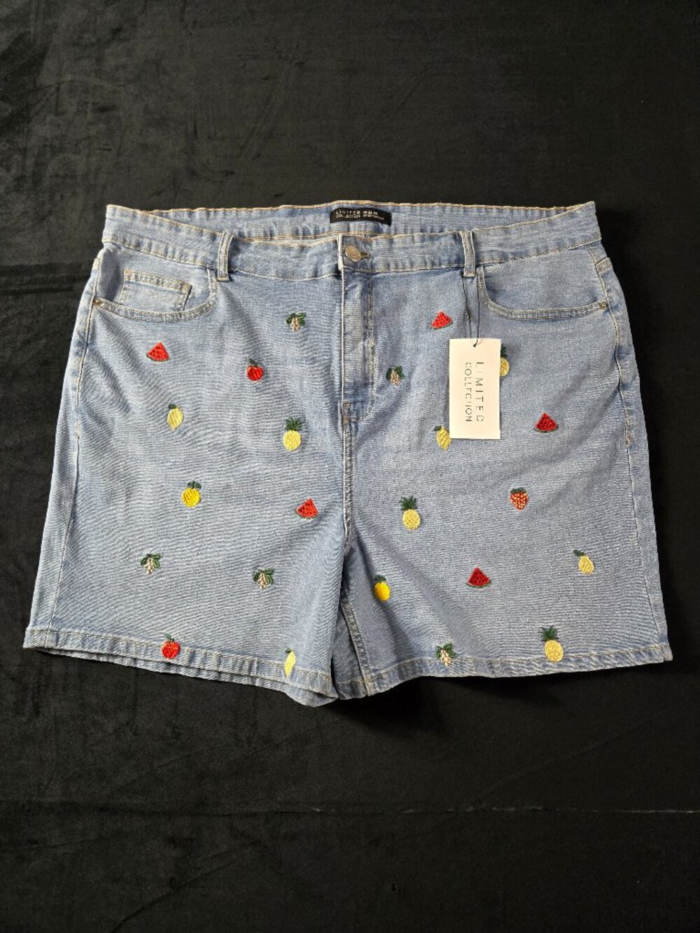 Limited Collection Plus Size 18-20 Fruit Embroidered Denim Shorts NWT